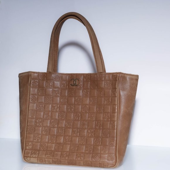 Chanel Tote Bag - Authentic - Picture 5 of 12